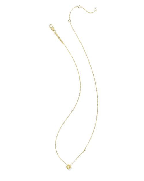 Dira Pearl Pendant Necklace