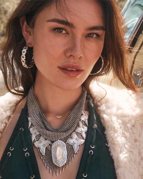 Abbie Short Pendant Necklace