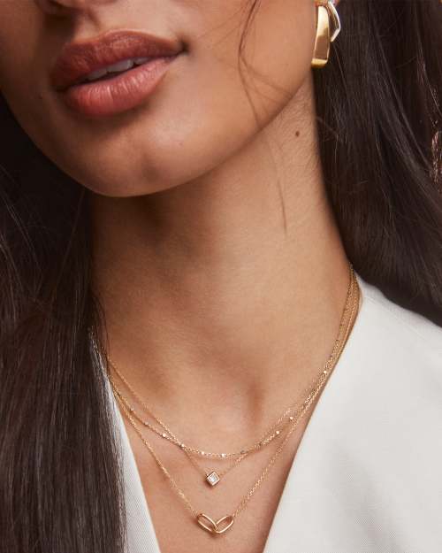  Danielle Interlocking Pendant Necklace
