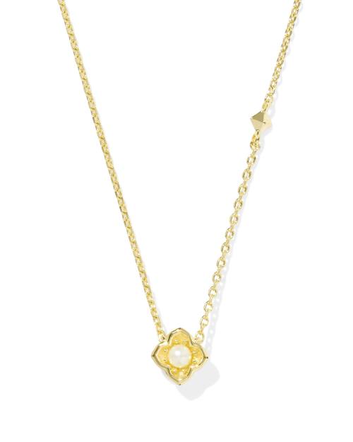  Dira Pearl Pendant Necklace