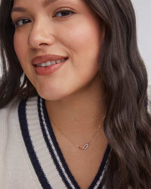  Elisa Interlocking Pendant Necklace