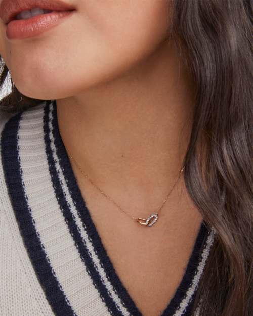  Elisa Interlocking Pendant Necklace