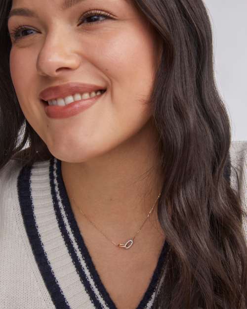  Elisa Interlocking Pendant Necklace