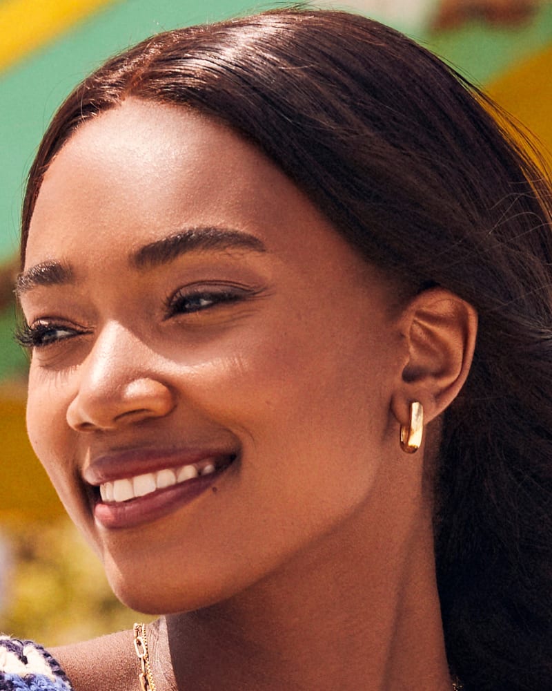  Ellen Wide Huggie Earrings In 18k Gold Vermeil
