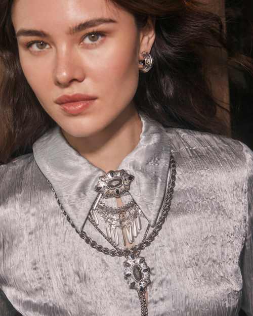  Sydney Statement Necklace