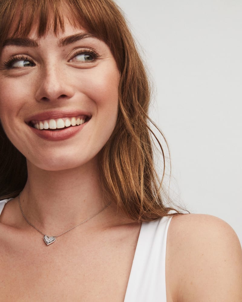  Ari Heart Silver Pendant Necklace In Platinum Drusy