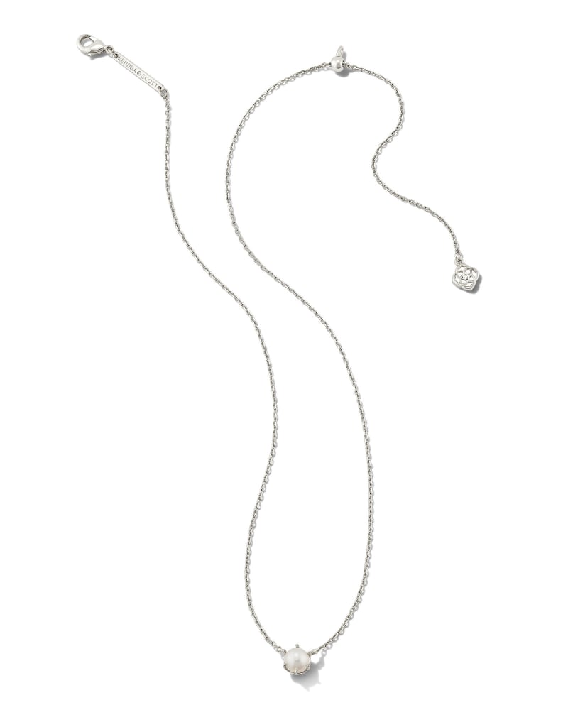  Arya Silver Pendant Necklace In White Pearl
